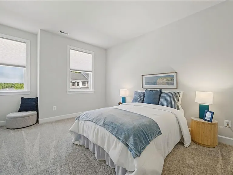 2200 Fallon Cir — Photo 17