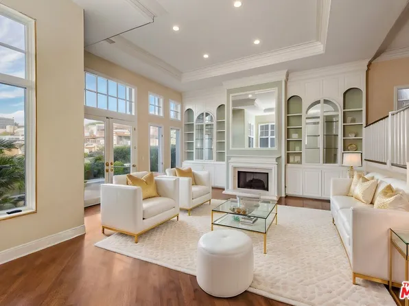 135 Roma Ct, Marina Del Rey, CA 90292