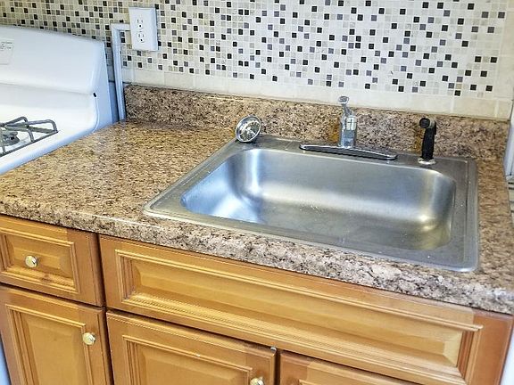 3rd image of 21 Shady Nook Ave APT 2