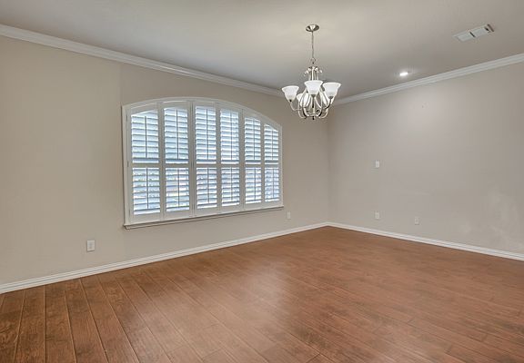 5th image of 1538 Cliff Creek Dr