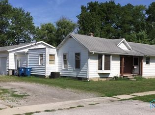 29 N 6th St, Waterville, OH 43566