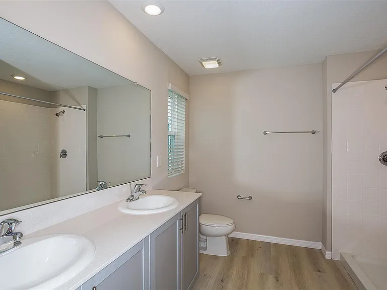 14987 Sterling Spur Ave — Photo 12