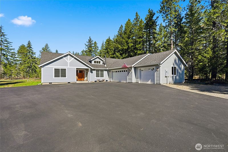 2nd image of 971 Old Cedars Road