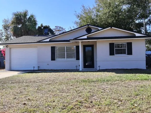 26625 Bimini Dr, Tavares, FL 32778