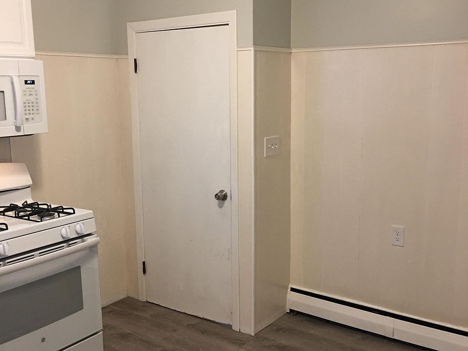 1st image of 158 Obed Ave