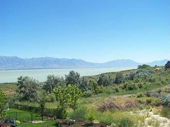 2nd image of 177 Lakeside Ct