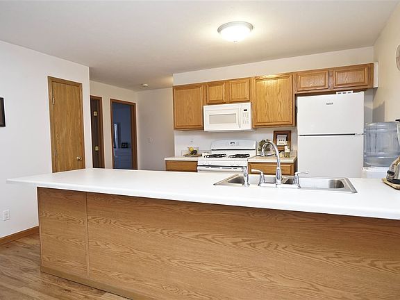5th image of 2227 Wittenham Pl