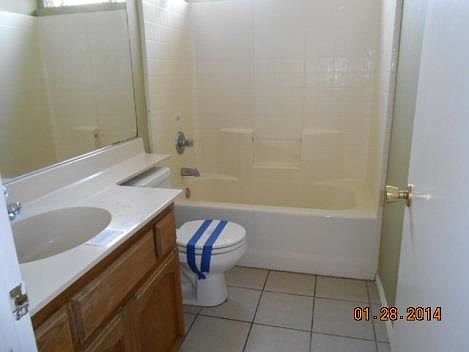 4th image of 467 W Carolyn St