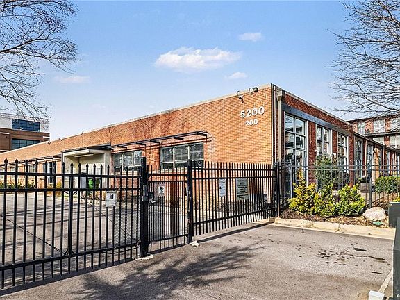 2nd image of 5200 Peachtree Rd APT 2101