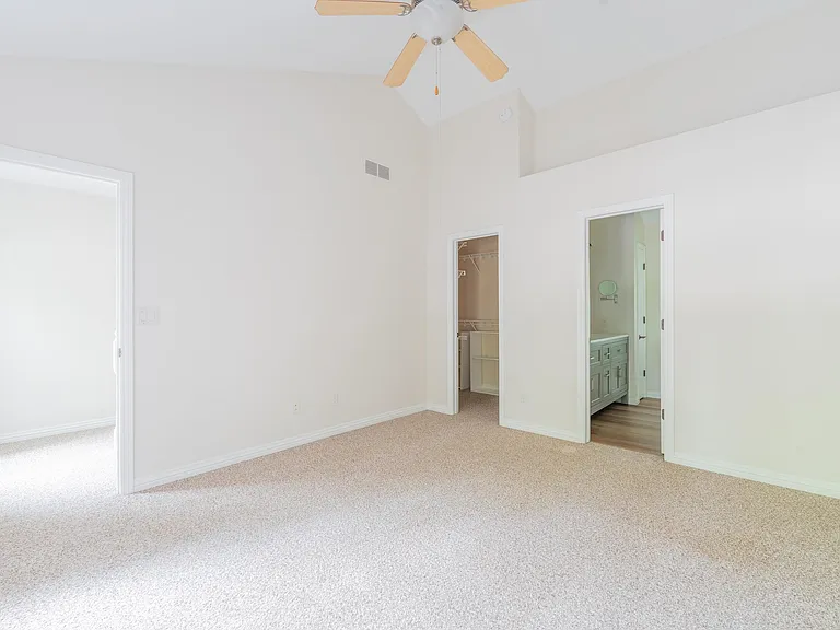 1115 E Azalea Ln — Photo 18
