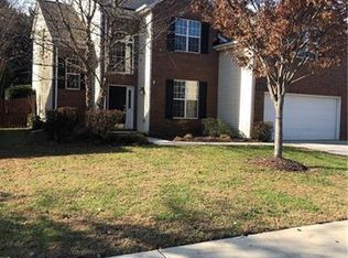 11122 Travis Gulch Dr, Charlotte, NC 28277