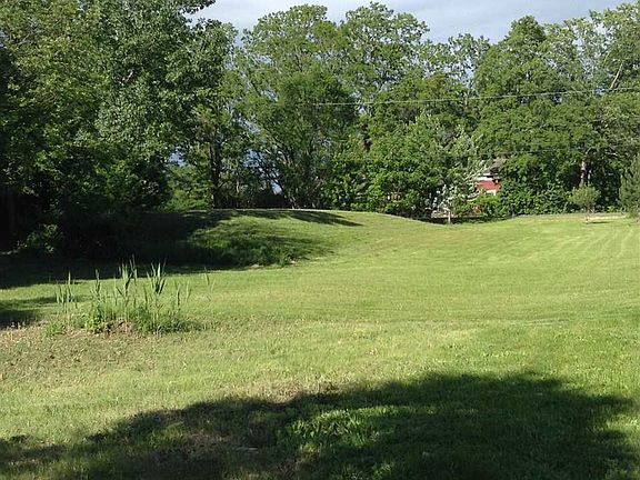 2nd image of 9 Baltis Dr