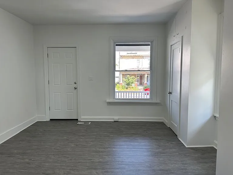 414 N 3rd St #1 — Photo 2