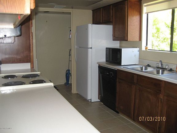 5th image of 3031 N Civic Center Plz