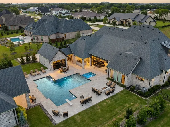 660 Louise Dr, Fairview, TX 75069