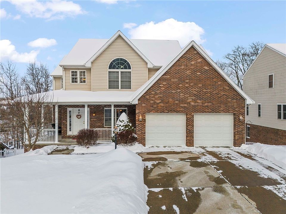1st image of 133 Lake Colony Dr