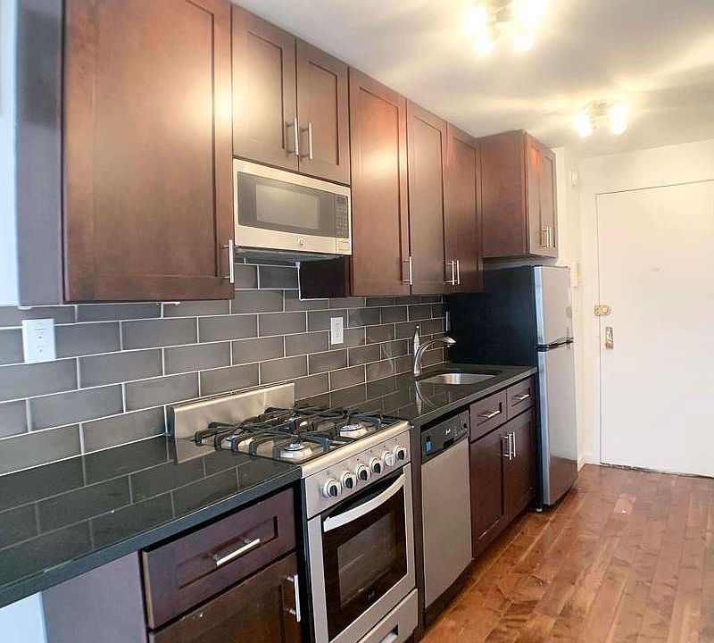 2nd image of 2162 Frederick Douglass Blvd #3N