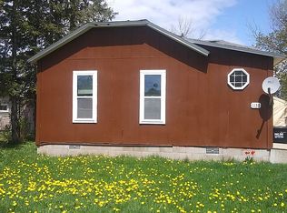 1138 Randolph St, Cheboygan, MI 49721