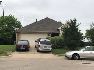 201 Brook Meadow Ct, Midlothian, TX 76065