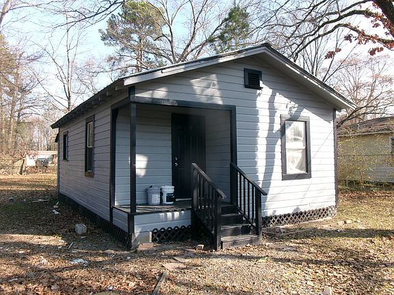 2nd image of 2116 Hawkins St