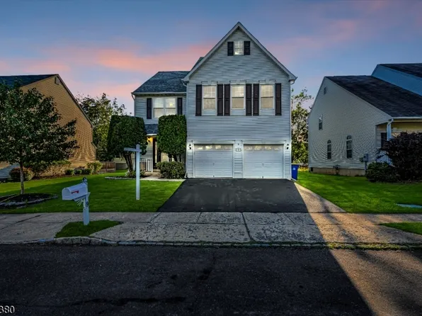 9 Craft Farm Dr, Bridgewater Twp., NJ 08807