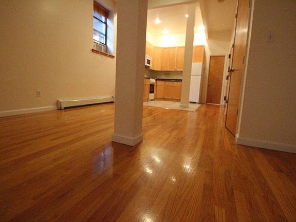 5th image of 61 W 86th St APT 2C