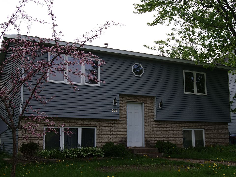 1st image of 222 4th Ave N