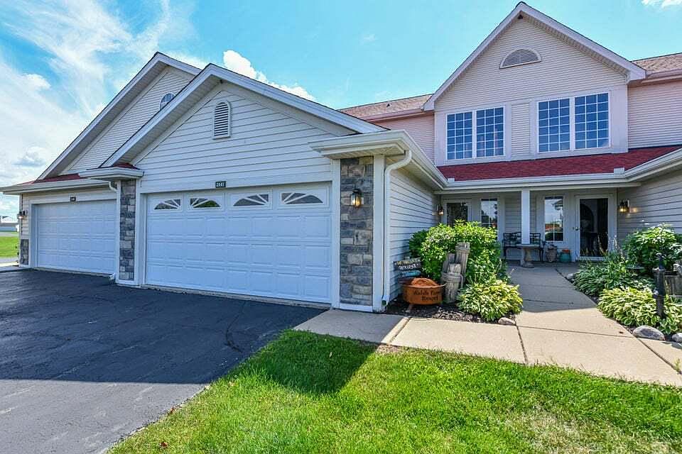 2141 Jefferson LANE UNIT 2141, Delavan, WI 53115 MLS 1852572 Zillow