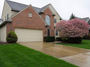 3665 Highlander Way E, Ann Arbor, MI 48108