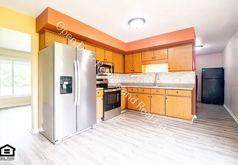 1506 S Dowling St — Photo 6