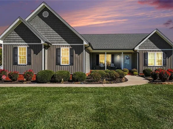 493 Back Creek Church Rd, Asheboro, NC 27203