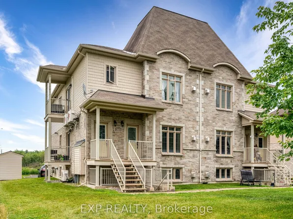 203 Bourdeau Blvd #3, The Nation, ON K0A 2M0