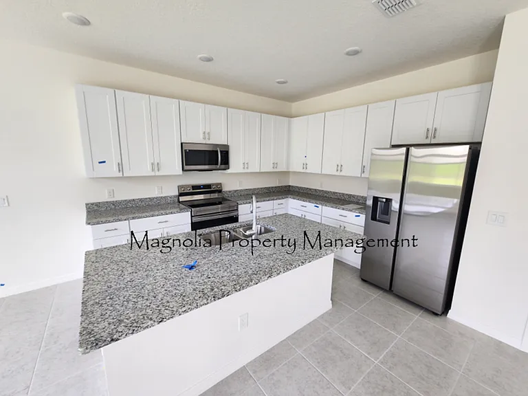 768 Richmond Estate Ave — Photo 5