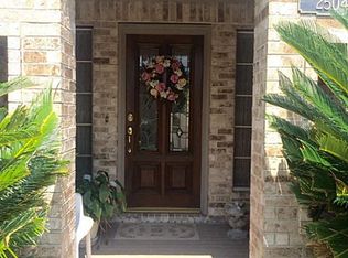 2504 Briarglen Dr, Pearland, TX 77581
