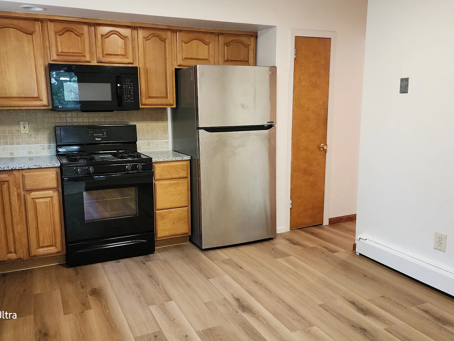 3 bed, 1568 sqft, $3,175 — Photo 4