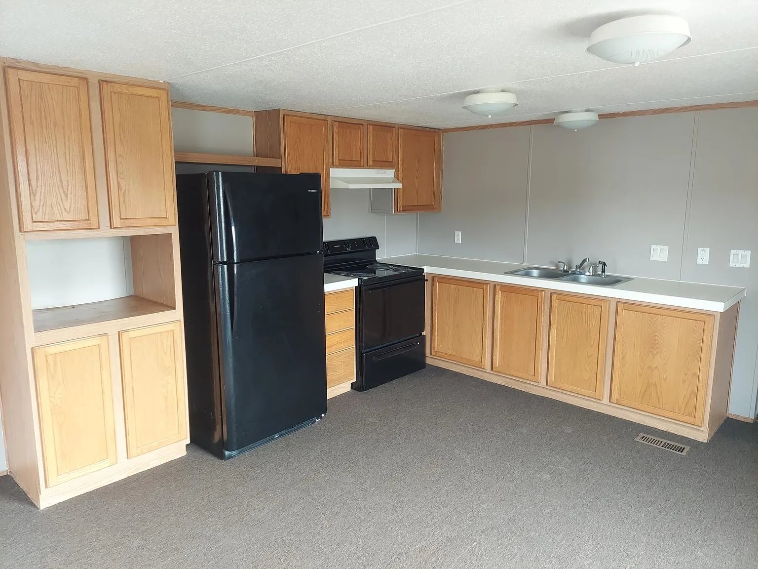 117 Sheila Ln — Photo 3