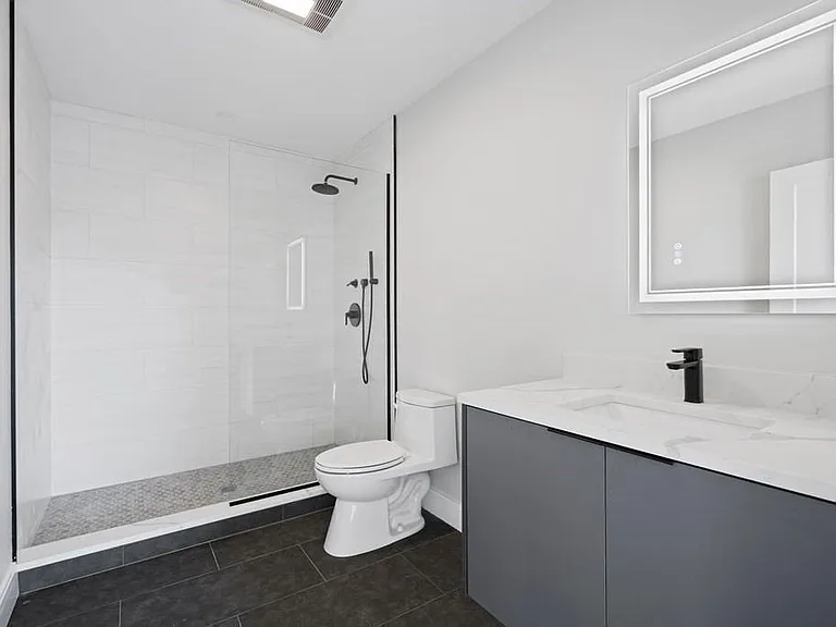 25 2nd St #403 — Photo 18