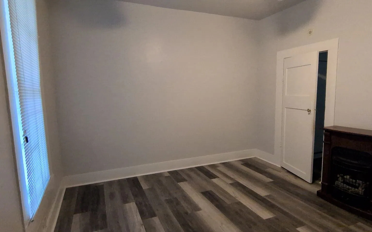Government Hills~Rare 1 Bedroom unit in Duplex — Photo 3