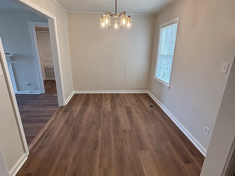 4201 Hawthorne Ave SW — Photo 13