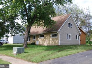 23 Peppermint Ln, Willingboro, NJ 08046