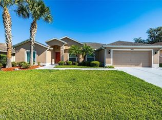 29111 Princeville Dr, San Antonio, FL 33576