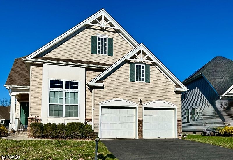 1st image of 9 Bryant Ct