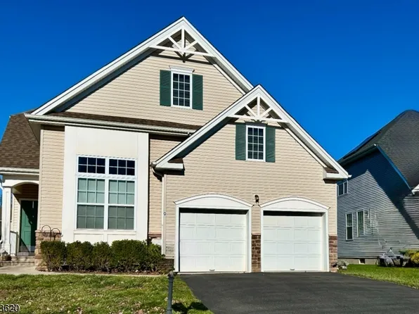 9 Bryant Ct, Franklin Twp., NJ 08873