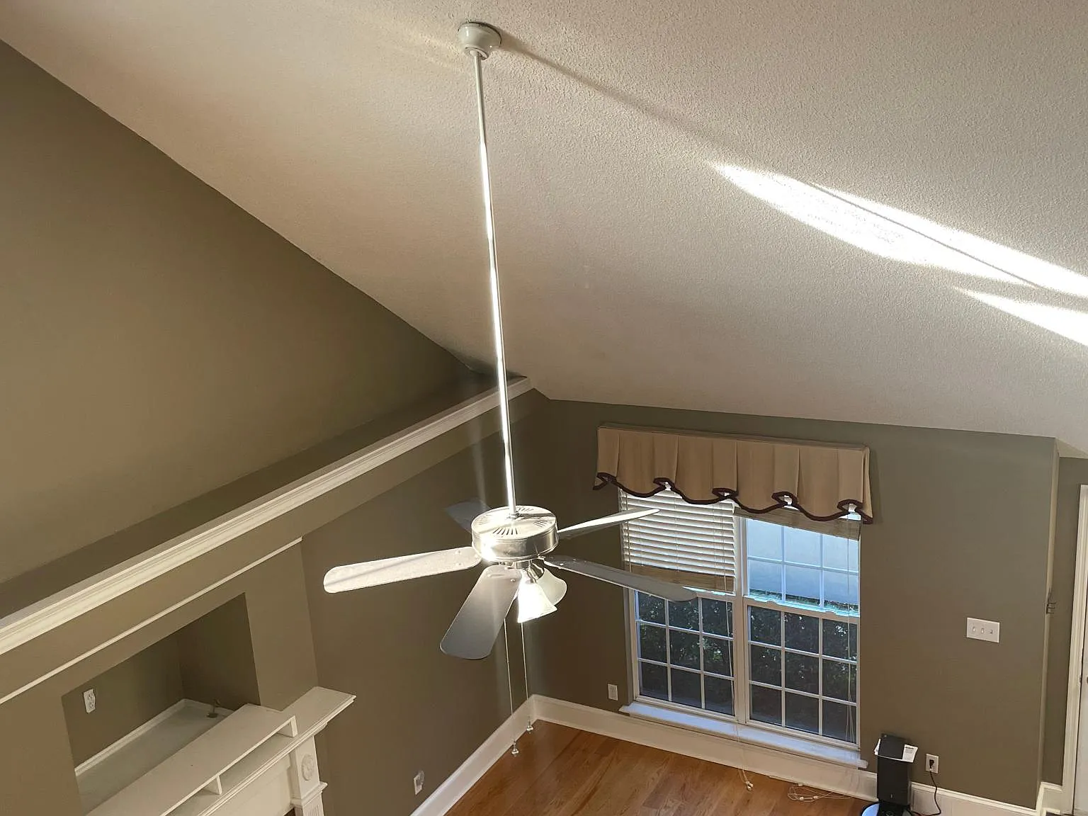 2020 Glennfield Ln — Photo 1
