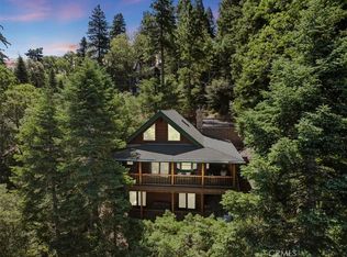 25148 Scenic View Dr, Crestline, CA 92325