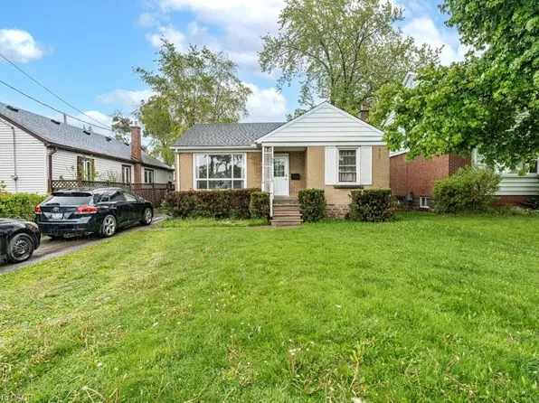 55 W 5th St, Hamilton, ON L9C 3N5