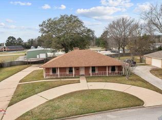 203 Martin Ln, Carthage, TX 75633