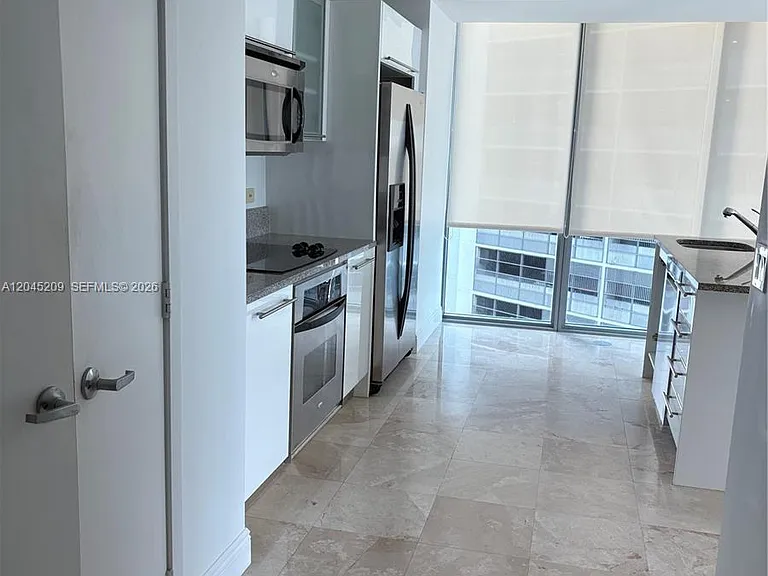 888 Biscayne Blvd #712 — Photo 3