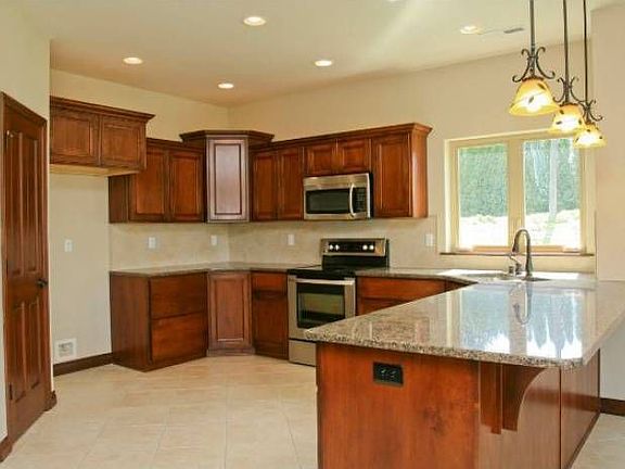 4th image of 3112 Chardonnay Dr