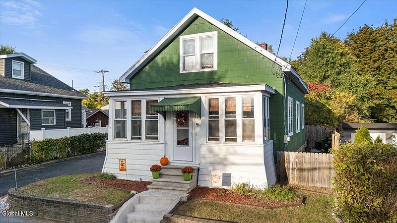 4th image of 9 Corthell Street